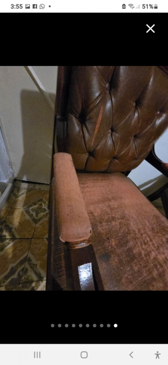 Par de sillones de caoba marca PACO SOBRINO
