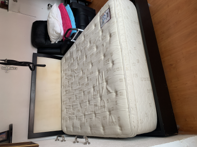 Recamara Queen size, con colchón marca sealy microthane foamy