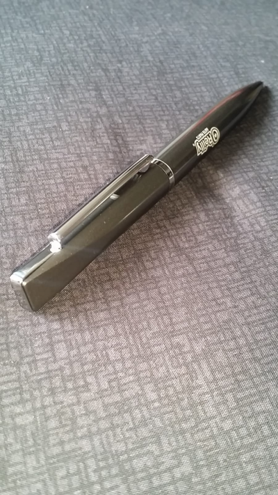 Pluma especial conmemorativa